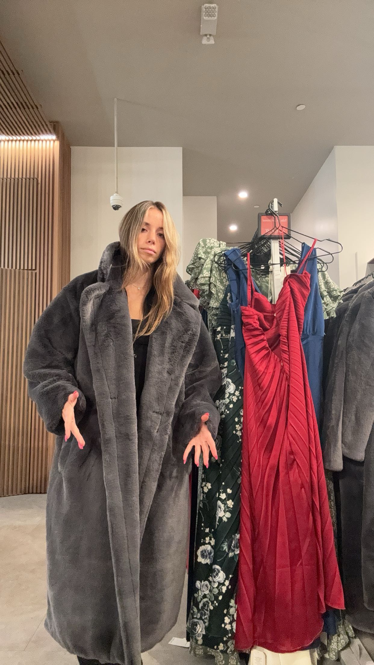 sadie.mckenna snapchat image archive image