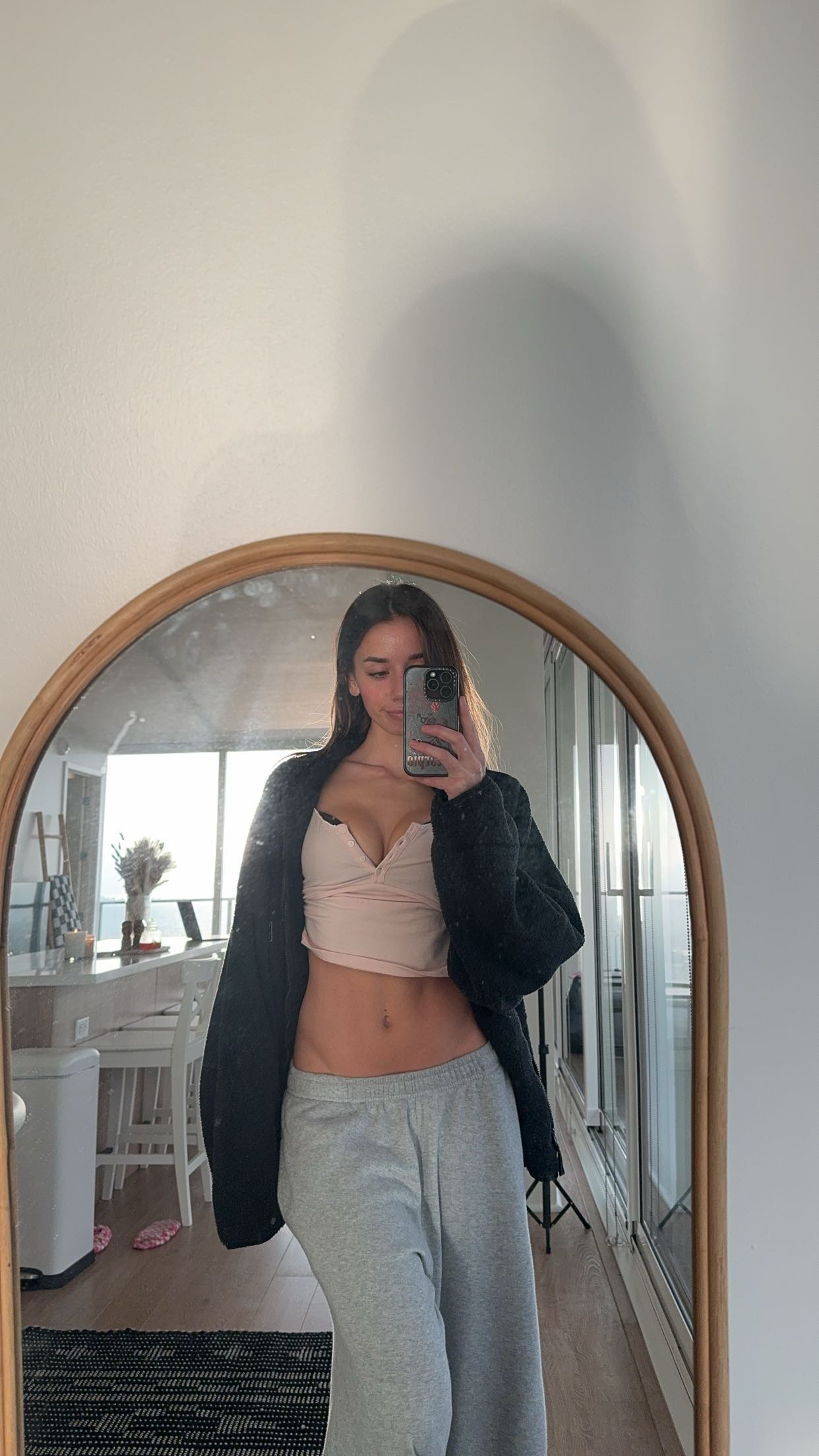 sadie.mckenna snapchat image archive image