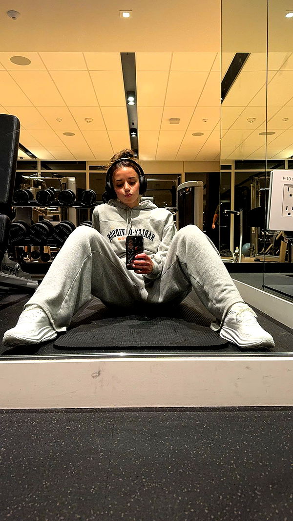 sadie.mckenna image ~ Altpins