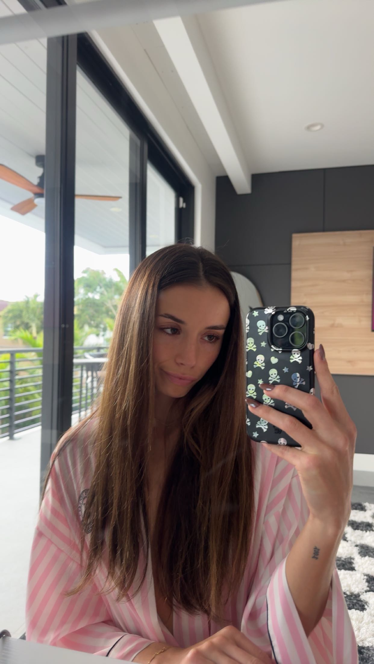 sadie.mckenna snapchat image archive image