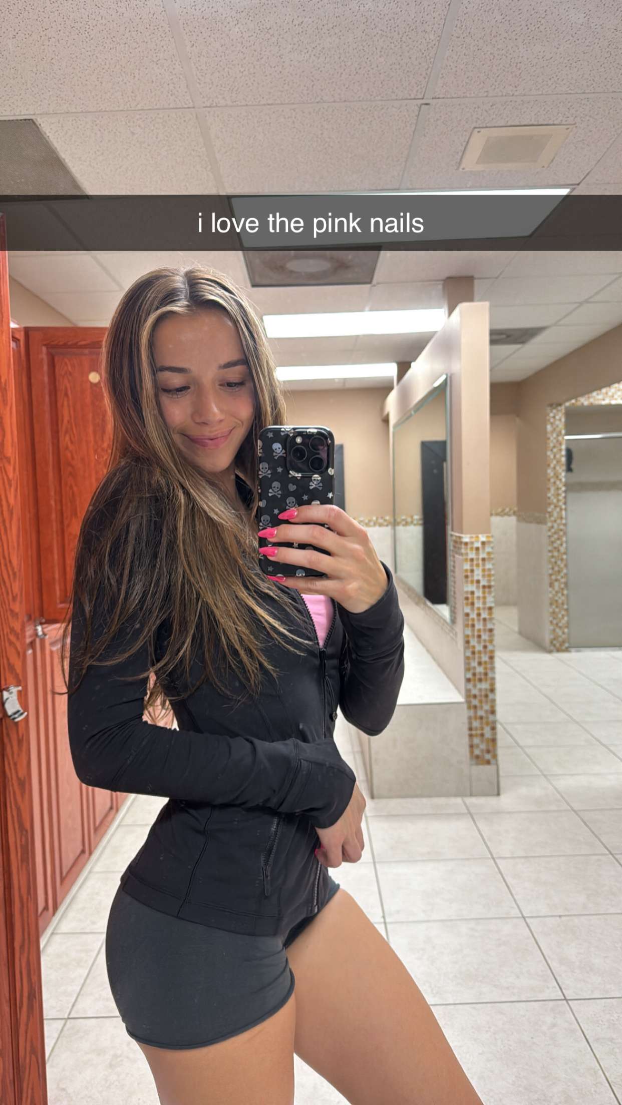 sadie.mckenna snapchat image archive image