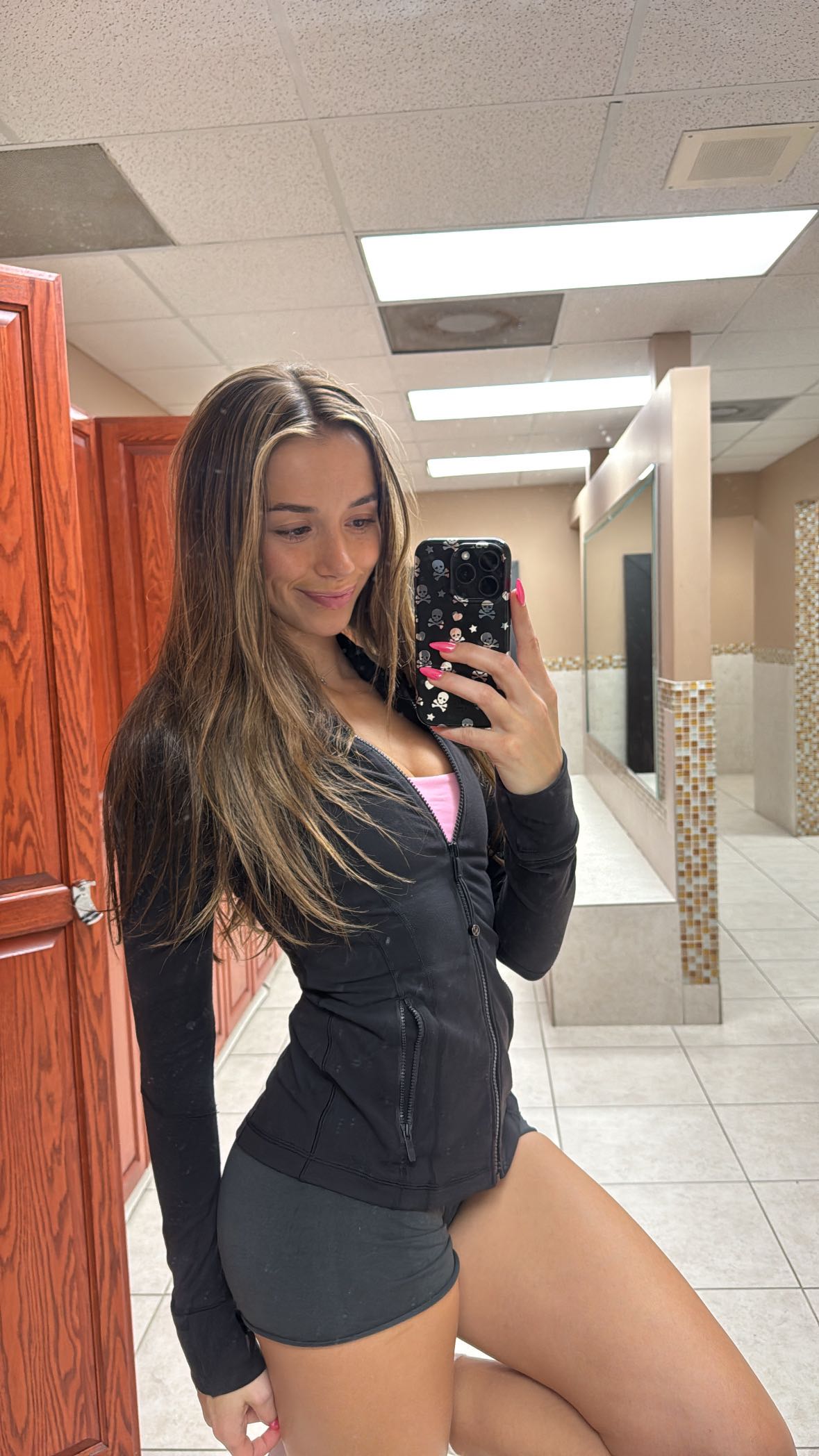 sadie.mckenna snapchat image archive image