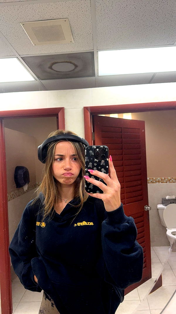 sadie.mckenna image ~ Altpins