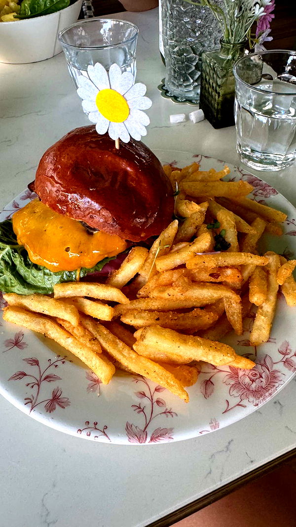 sadie.mckenna image ~ Altpins