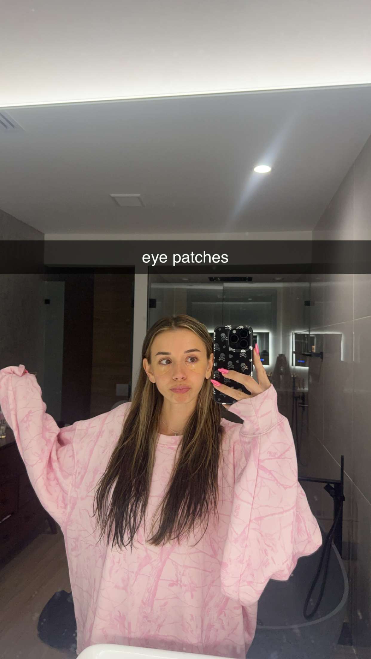 sadie.mckenna snapchat image archive image