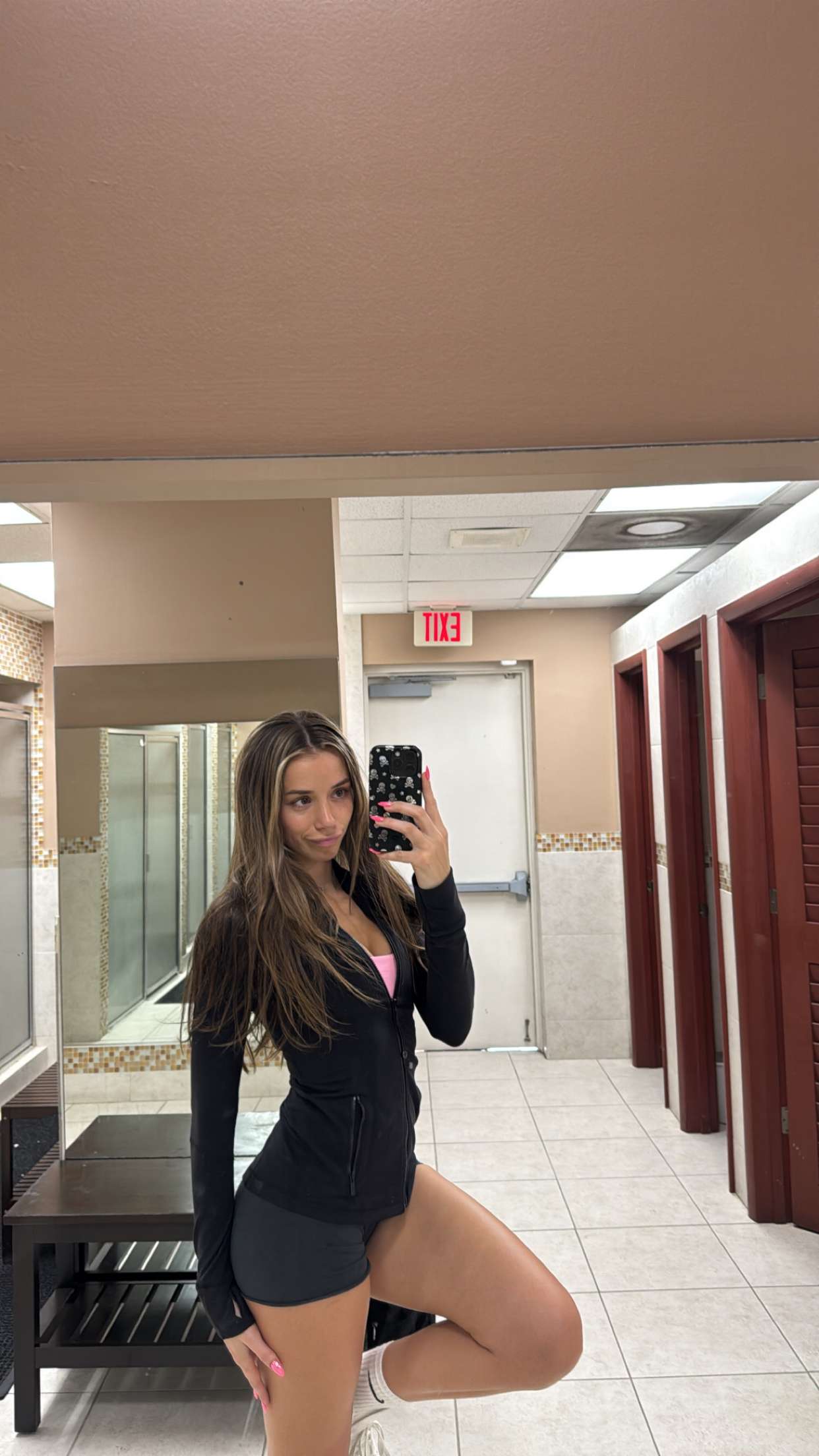 sadie.mckenna snapchat image archive image