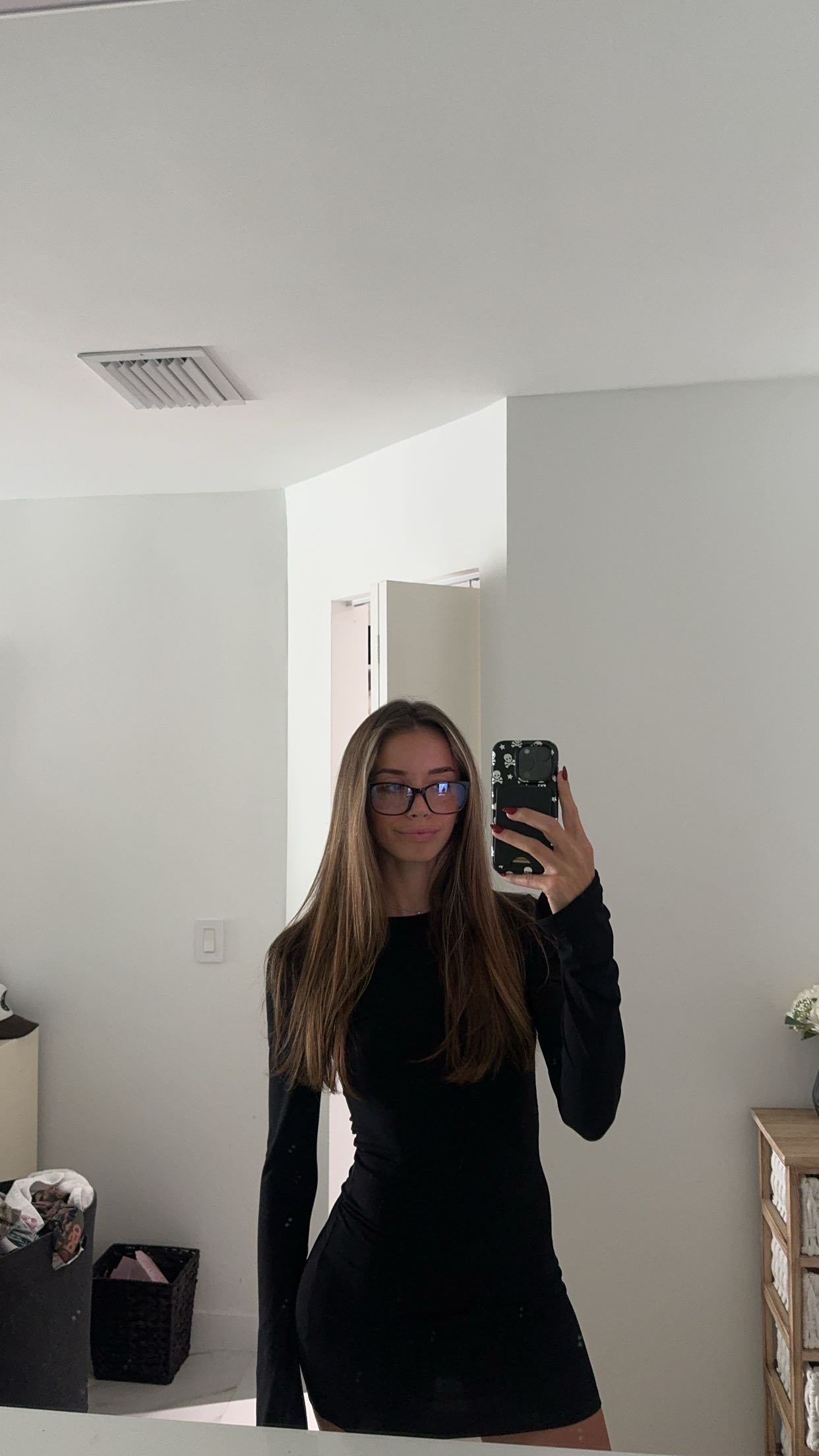 sadie.mckenna snapchat image archive image