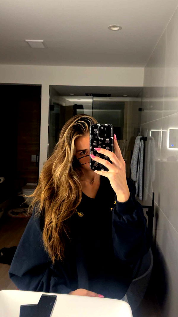 sadie.mckenna image ~ Altpins