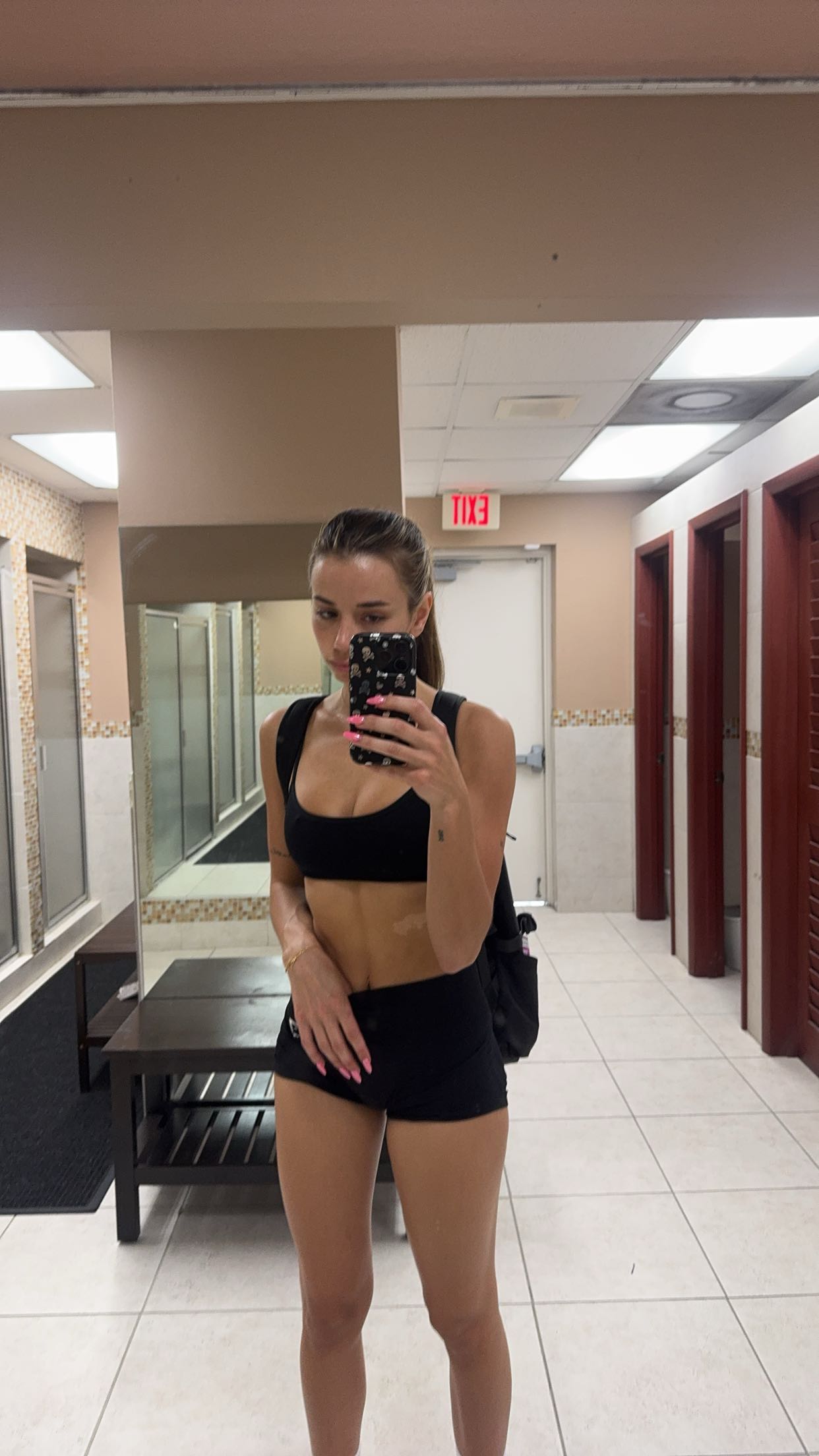 sadie.mckenna snapchat image archive image