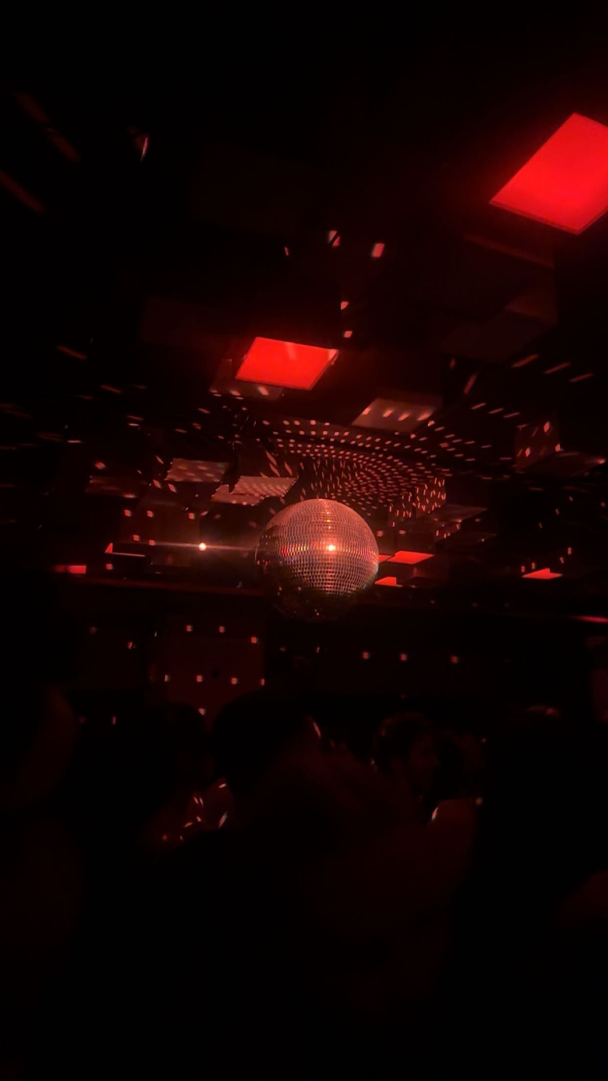 sadie.mckenna snapchat image archive image