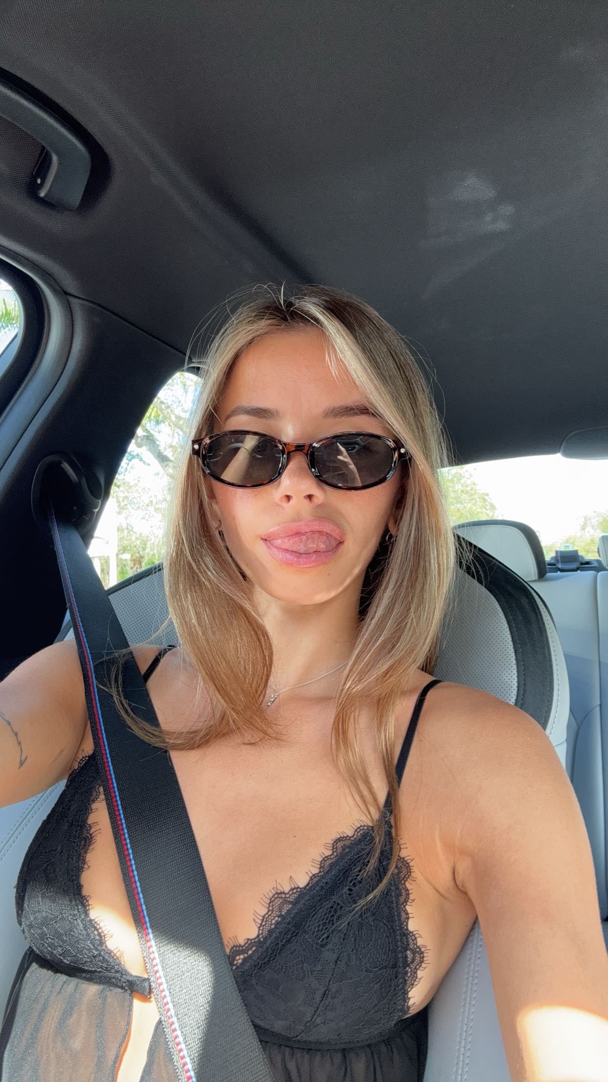 sadie.mckenna snapchat image archive image