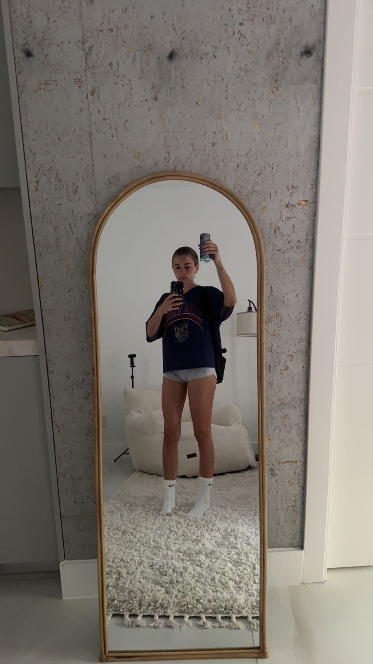 sadie.mckenna snapchat image archive image