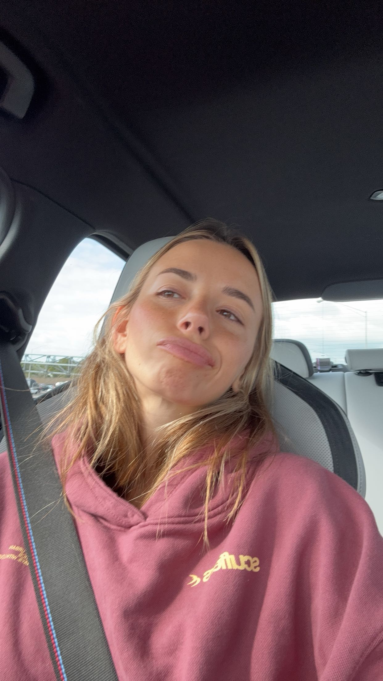 sadie.mckenna snapchat image archive image