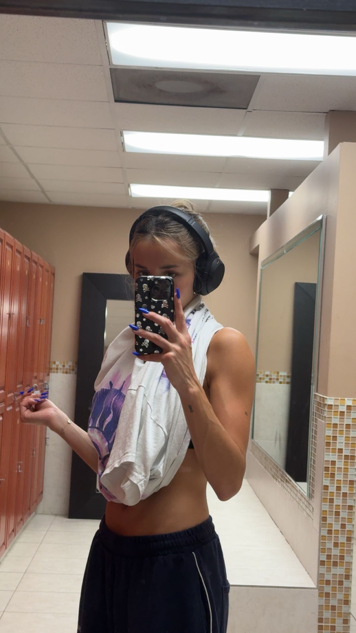 sadie.mckenna snapchat image archive image