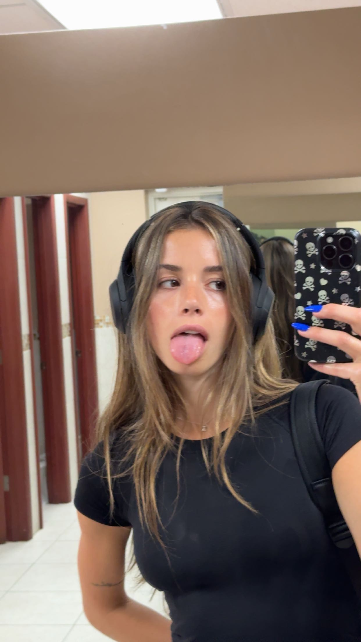 sadie.mckenna snapchat image archive image