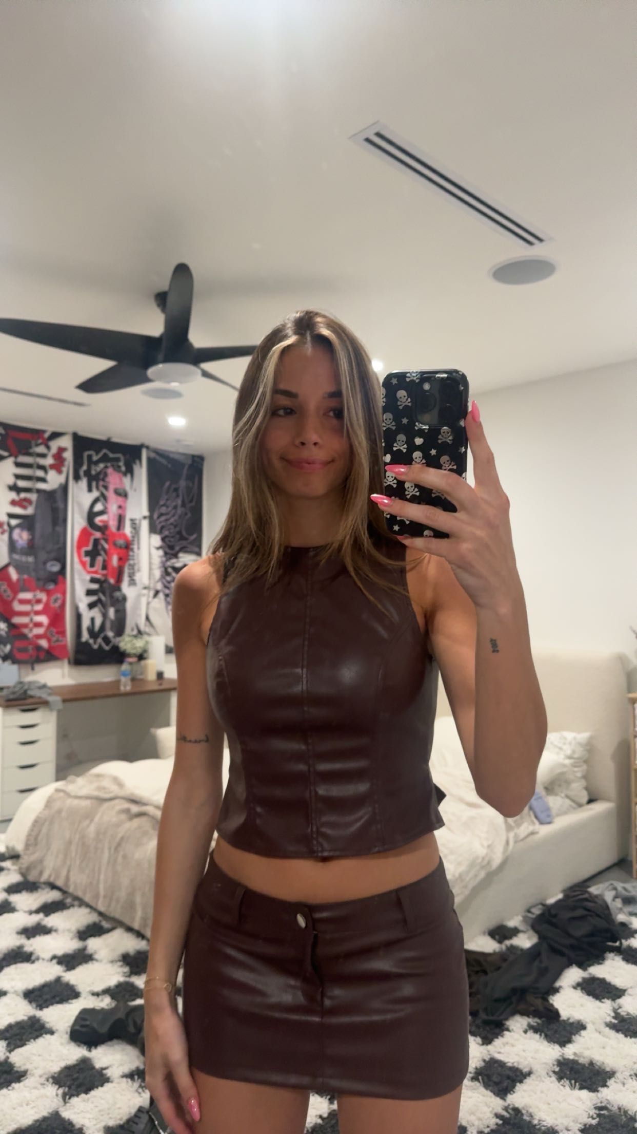 sadie.mckenna snapchat image archive image