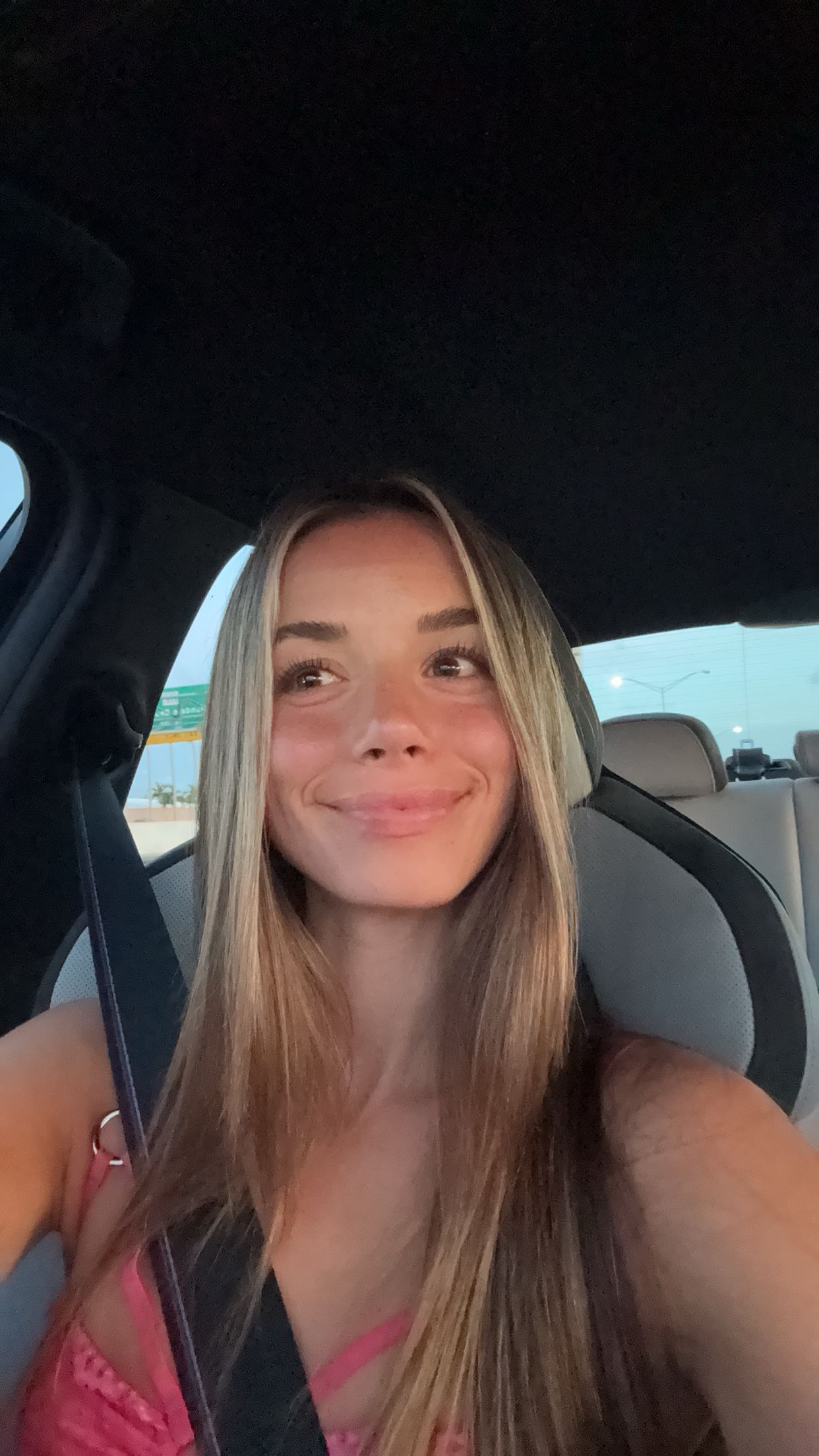 sadie.mckenna snapchat image archive image