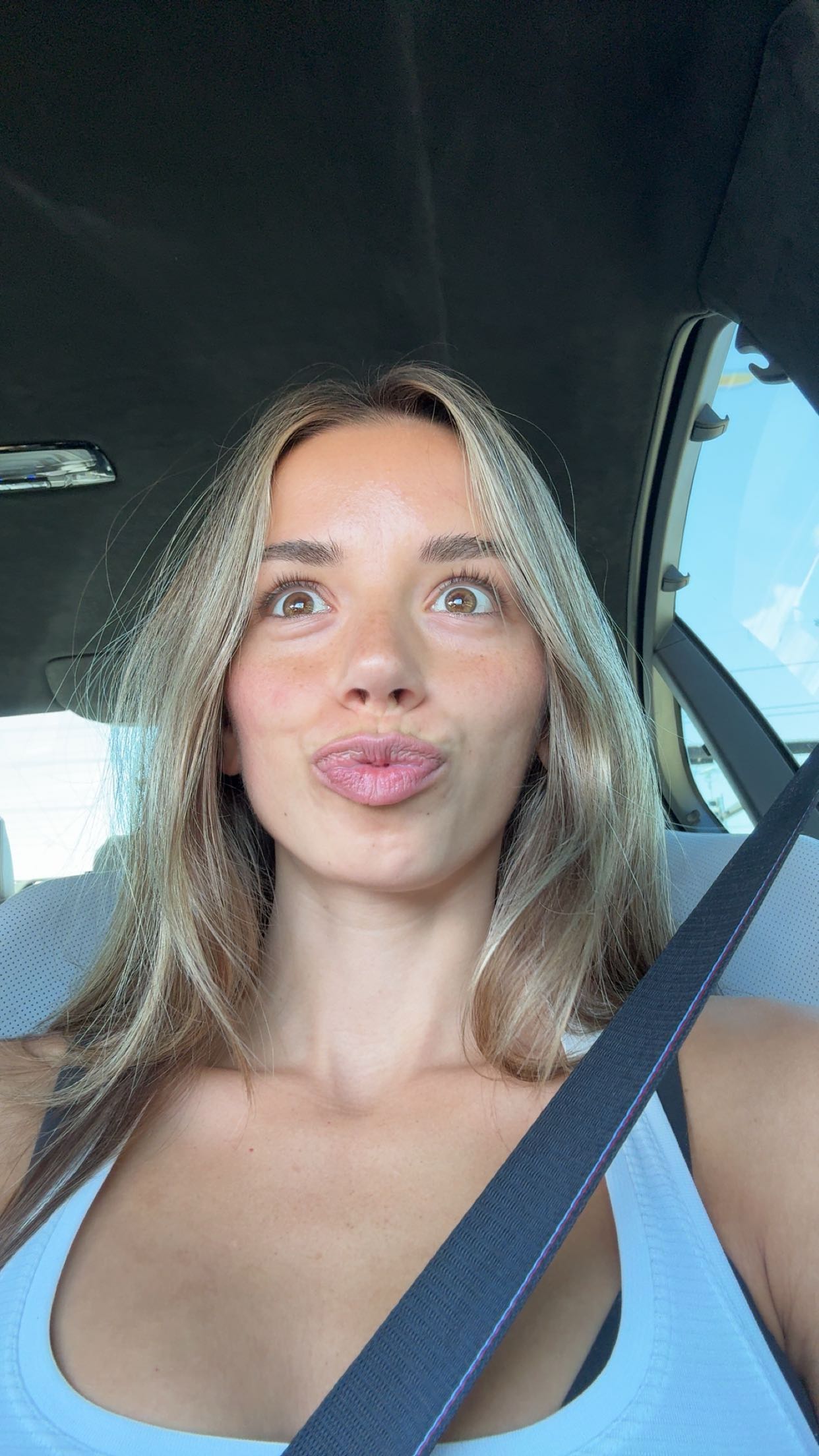 sadie.mckenna snapchat image archive image