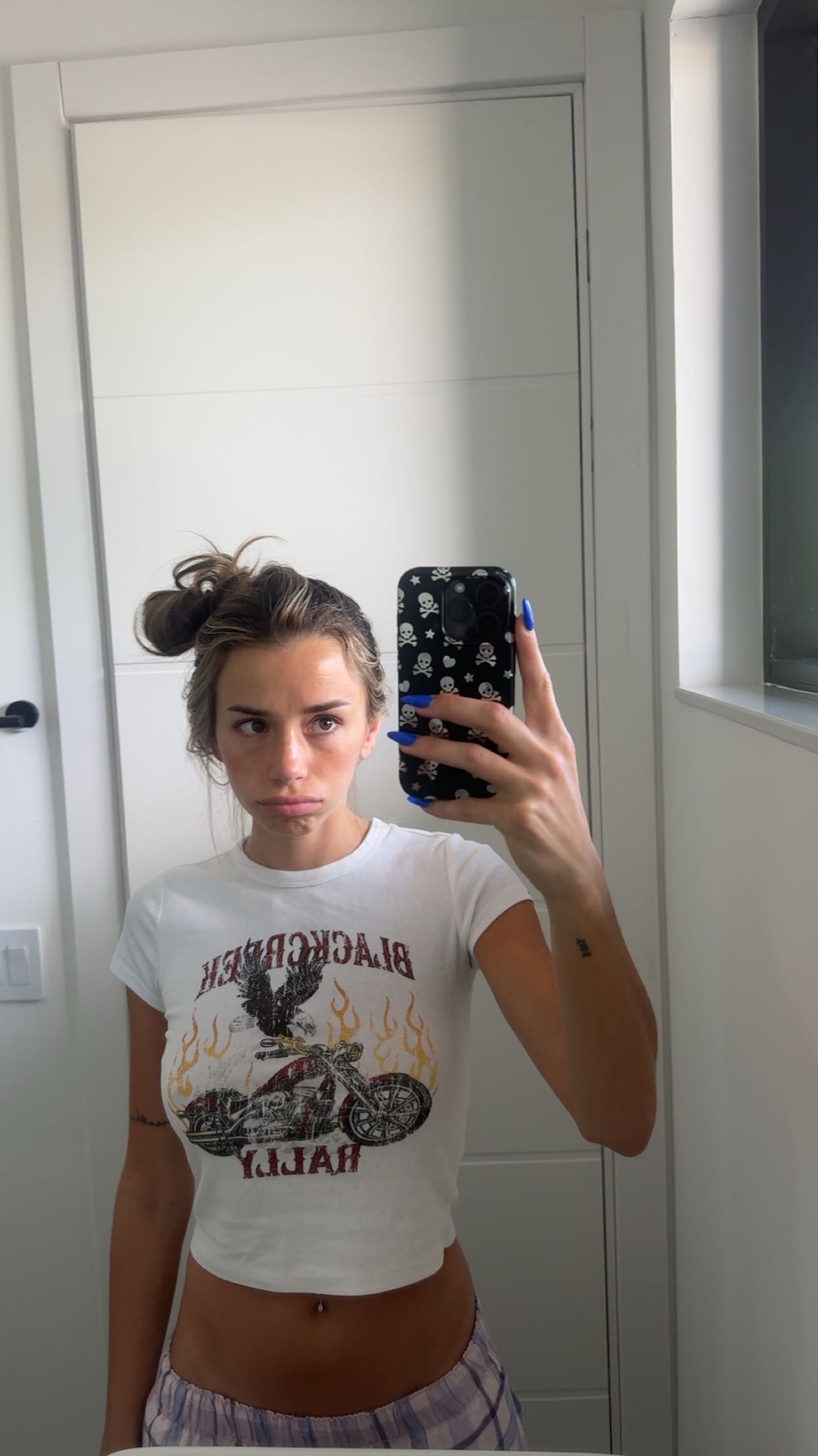 sadie.mckenna snapchat image archive image