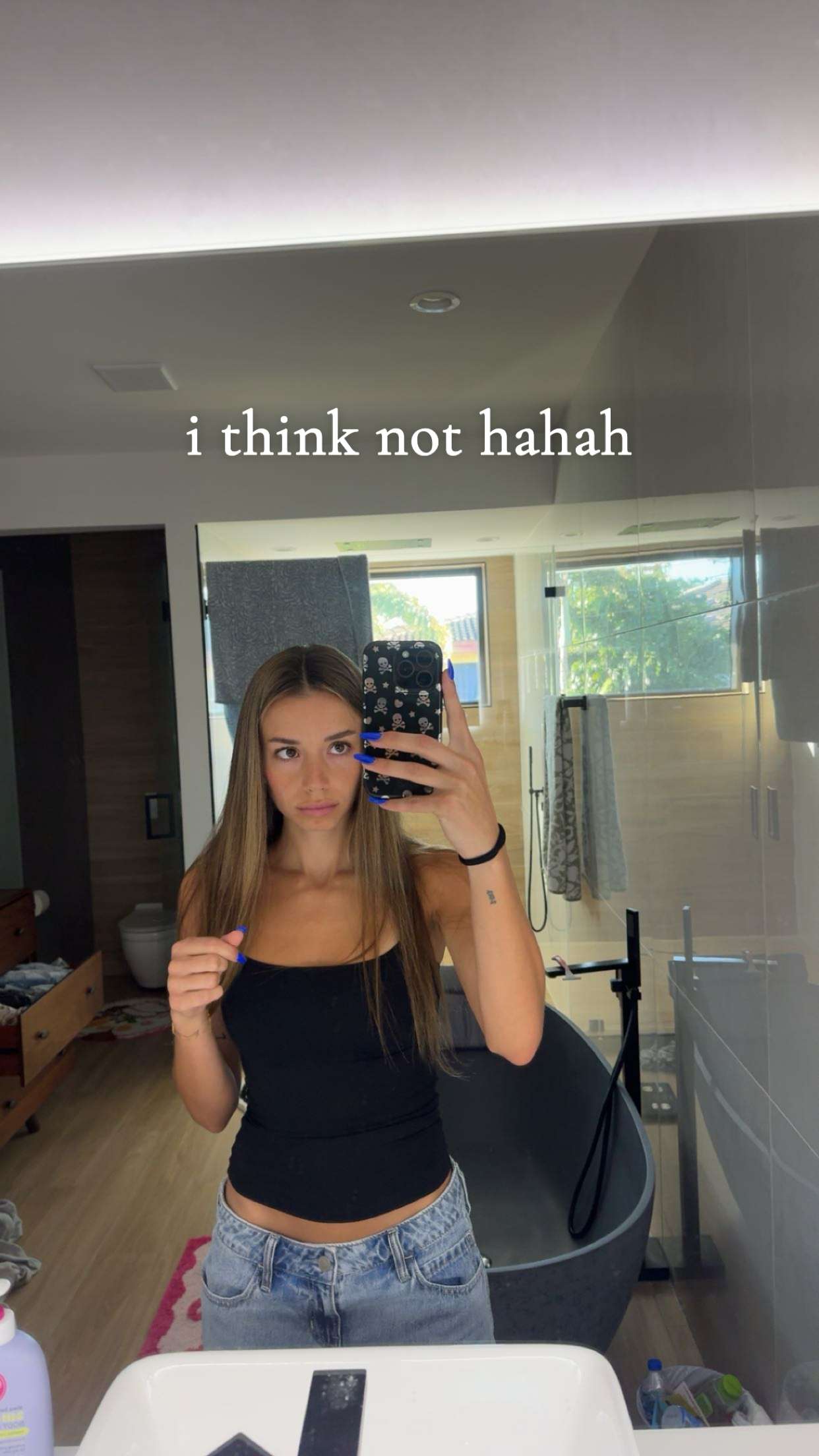 sadie.mckenna snapchat image archive image