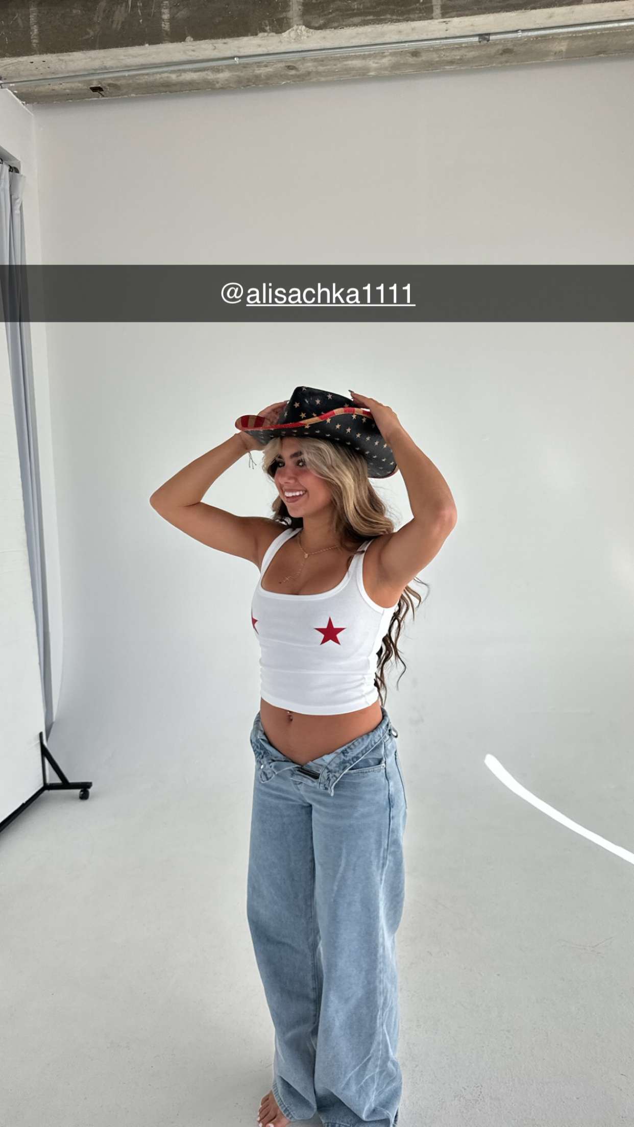 sadie.mckenna snapchat image archive image