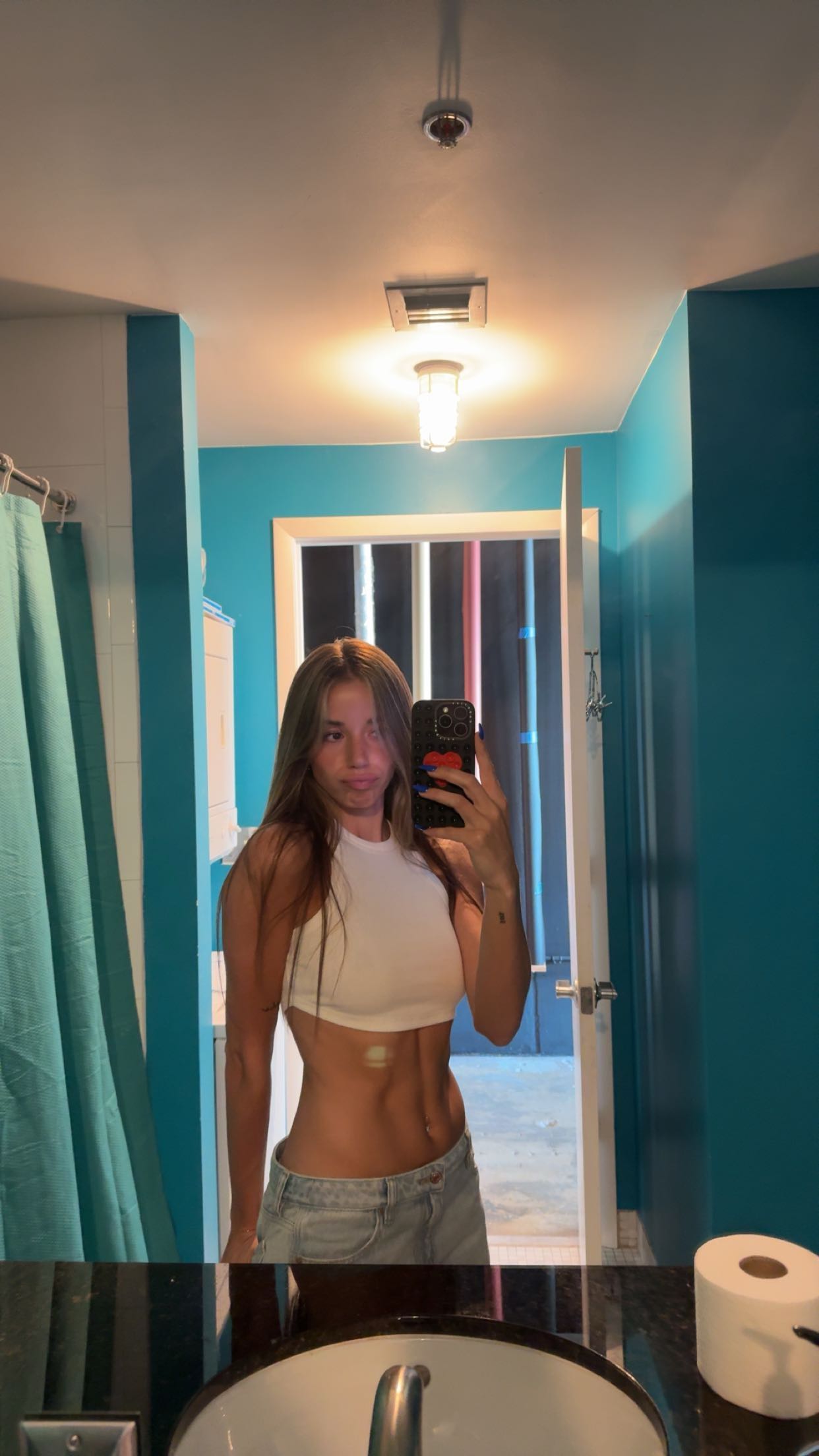 sadie.mckenna snapchat image archive image