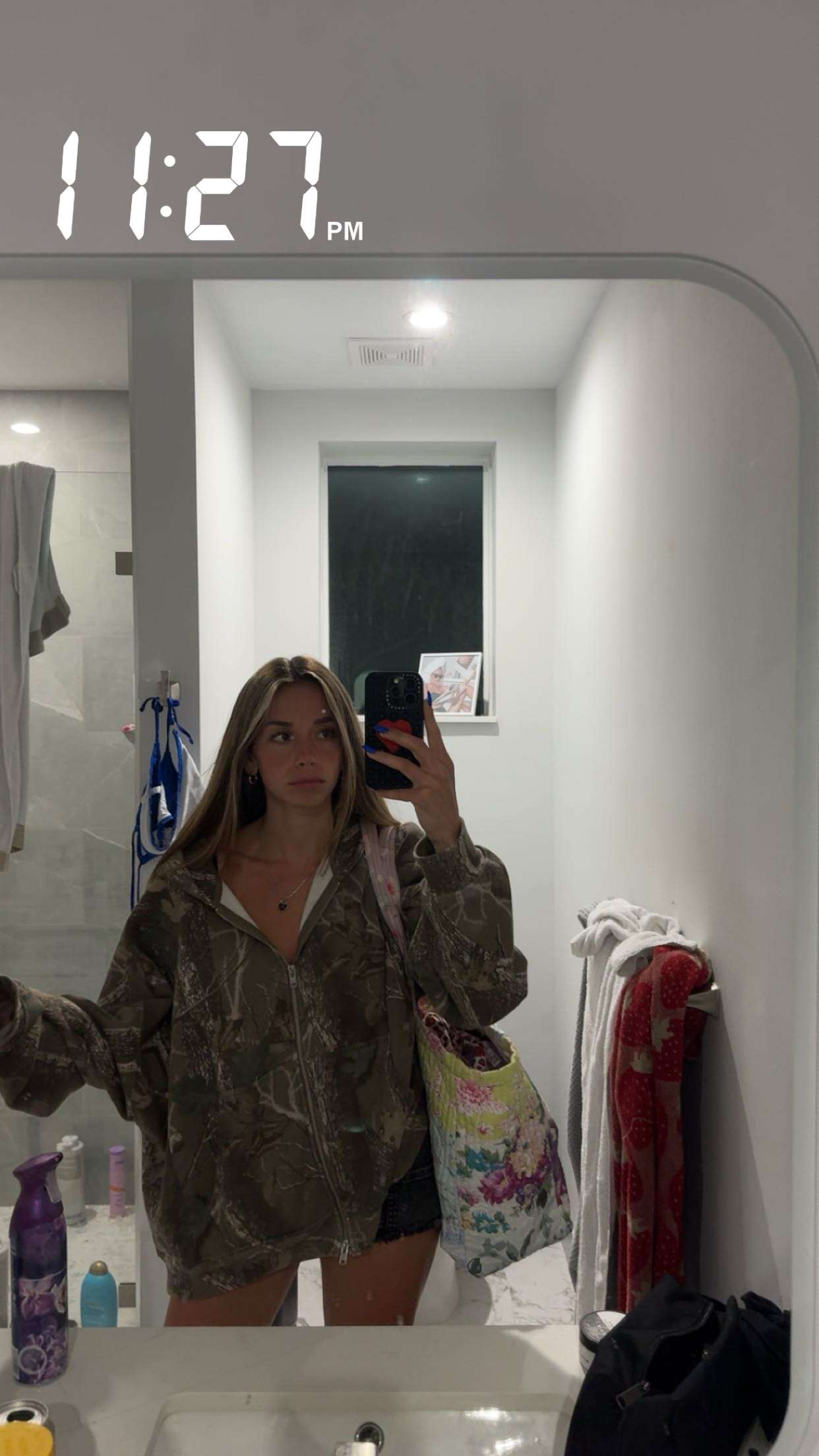 sadie.mckenna snapchat image archive image