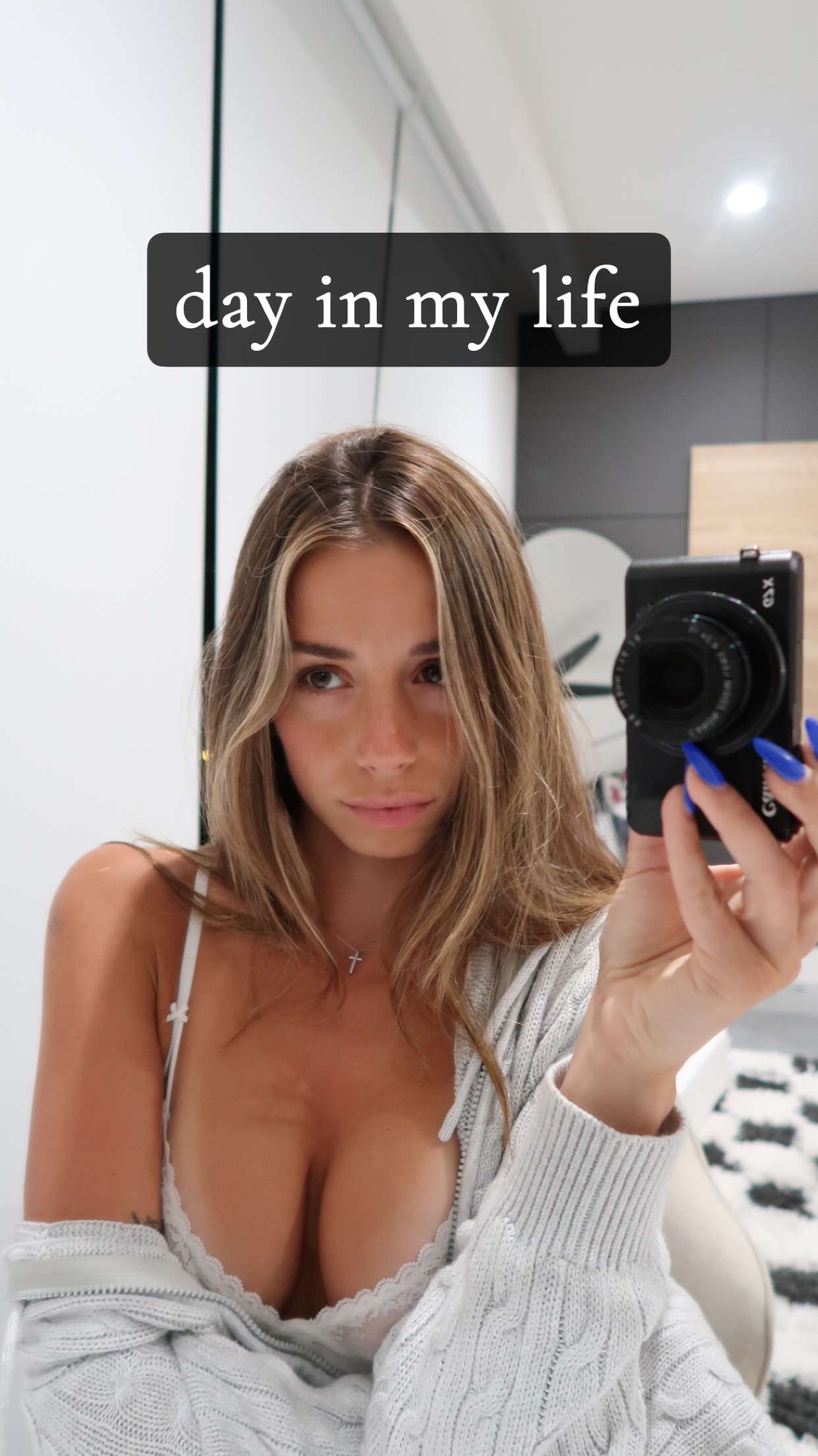 sadie.mckenna snapchat image archive image