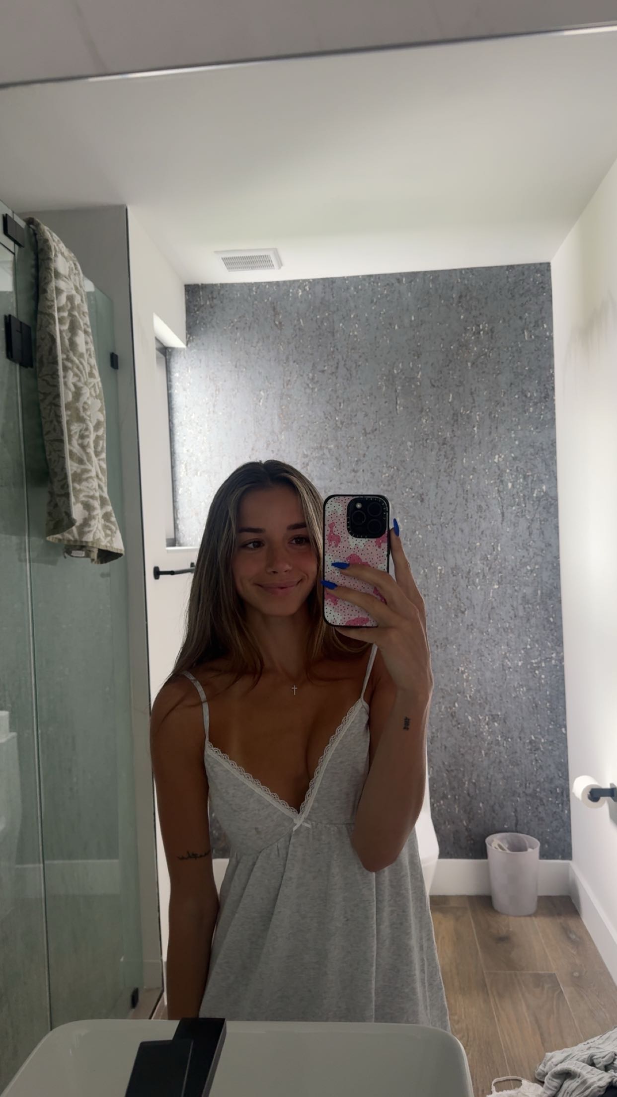 sadie.mckenna snapchat image archive image