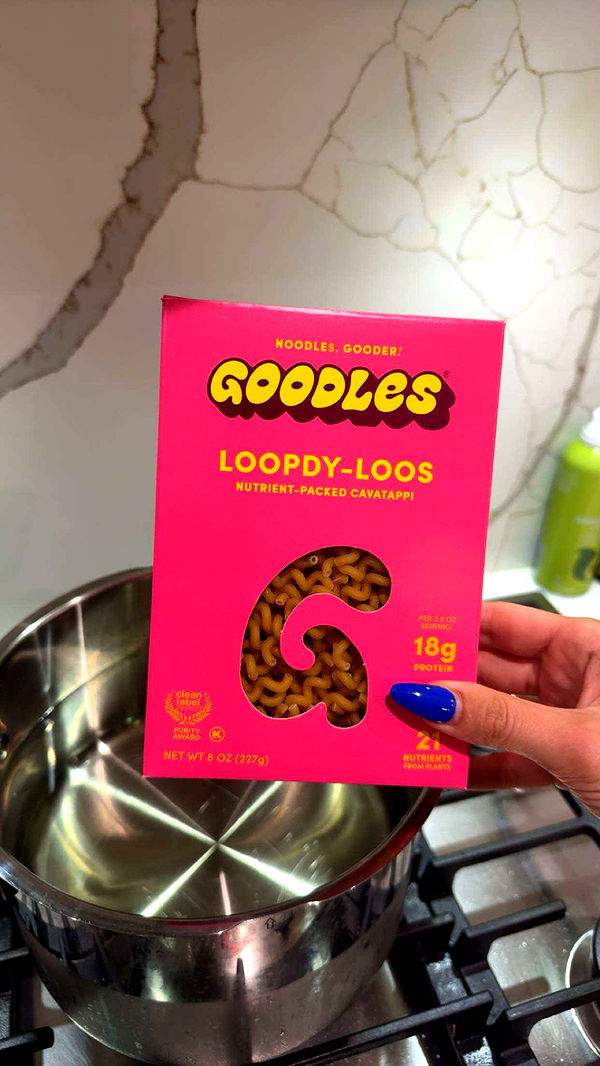 sadie.mckenna image ~ Altpins