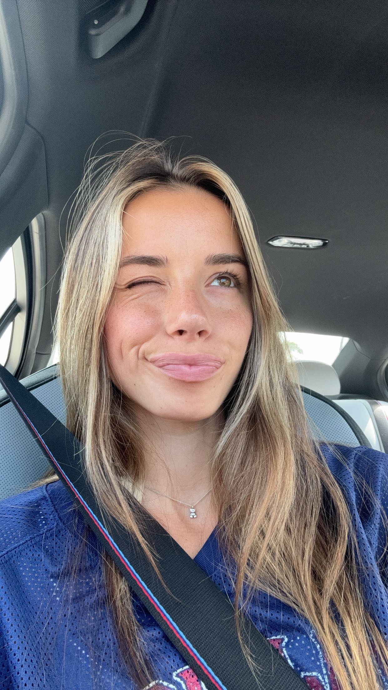 sadie.mckenna snapchat image archive image