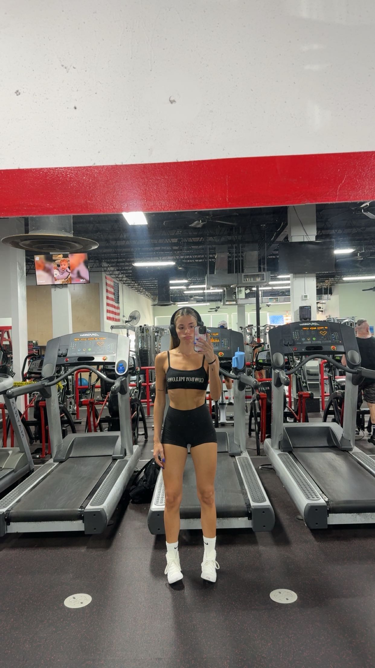 sadie.mckenna snapchat image archive image