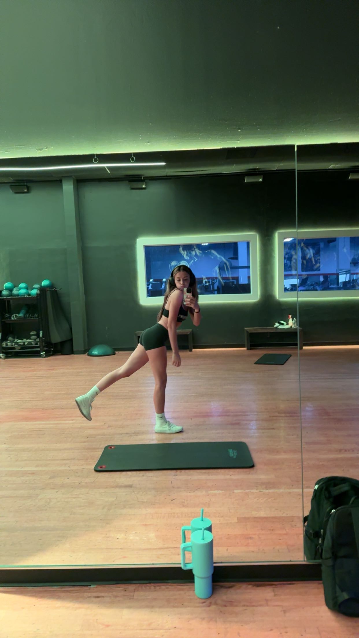 sadie.mckenna snapchat image archive image