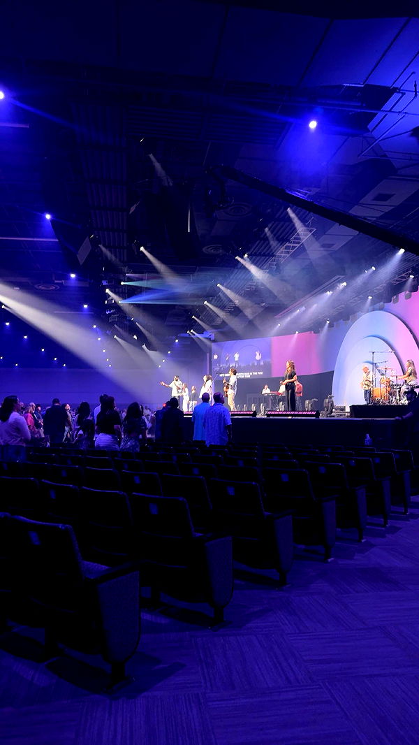 sadie.mckenna image ~ Altpins