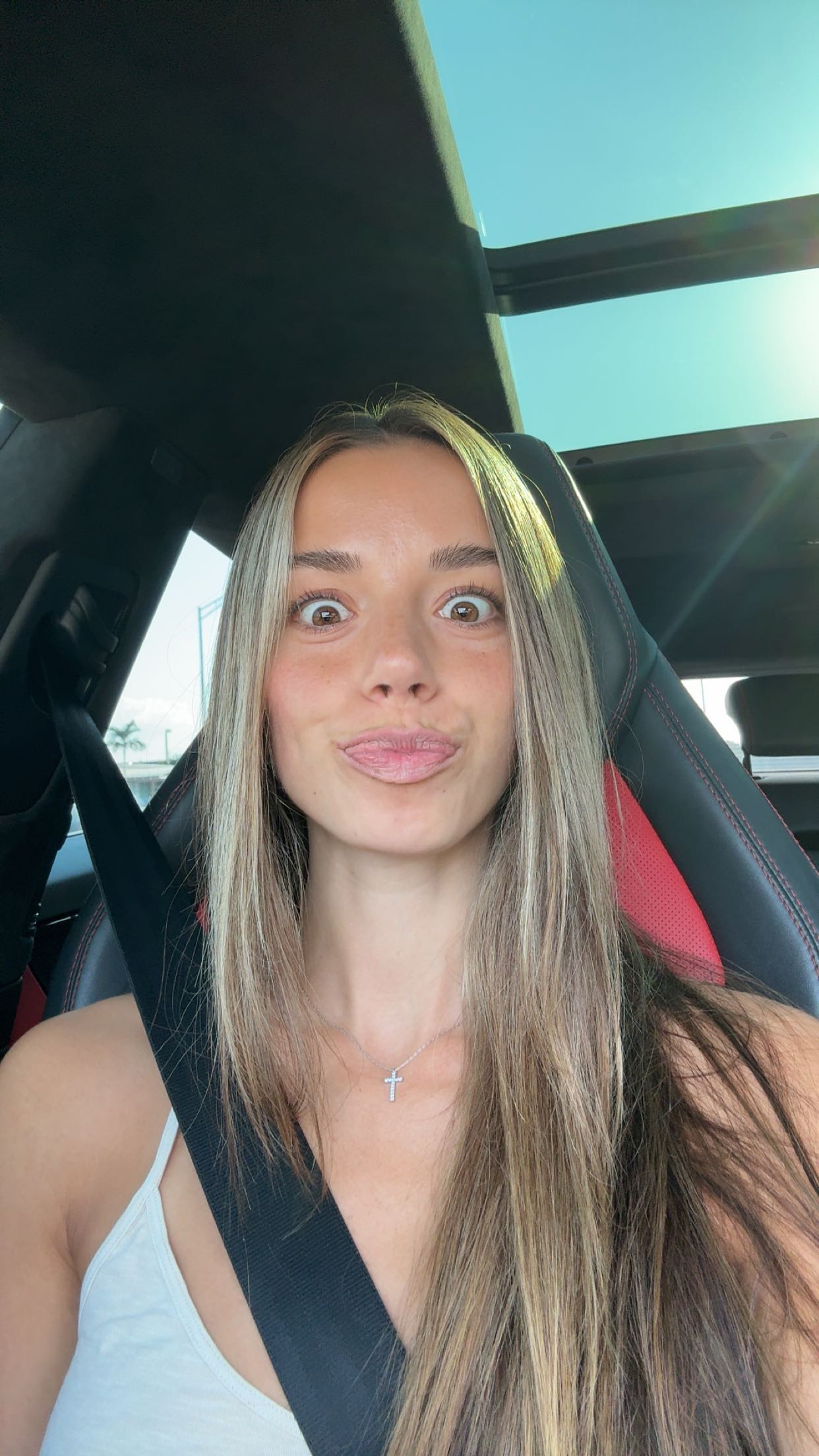 sadie.mckenna snapchat image archive image