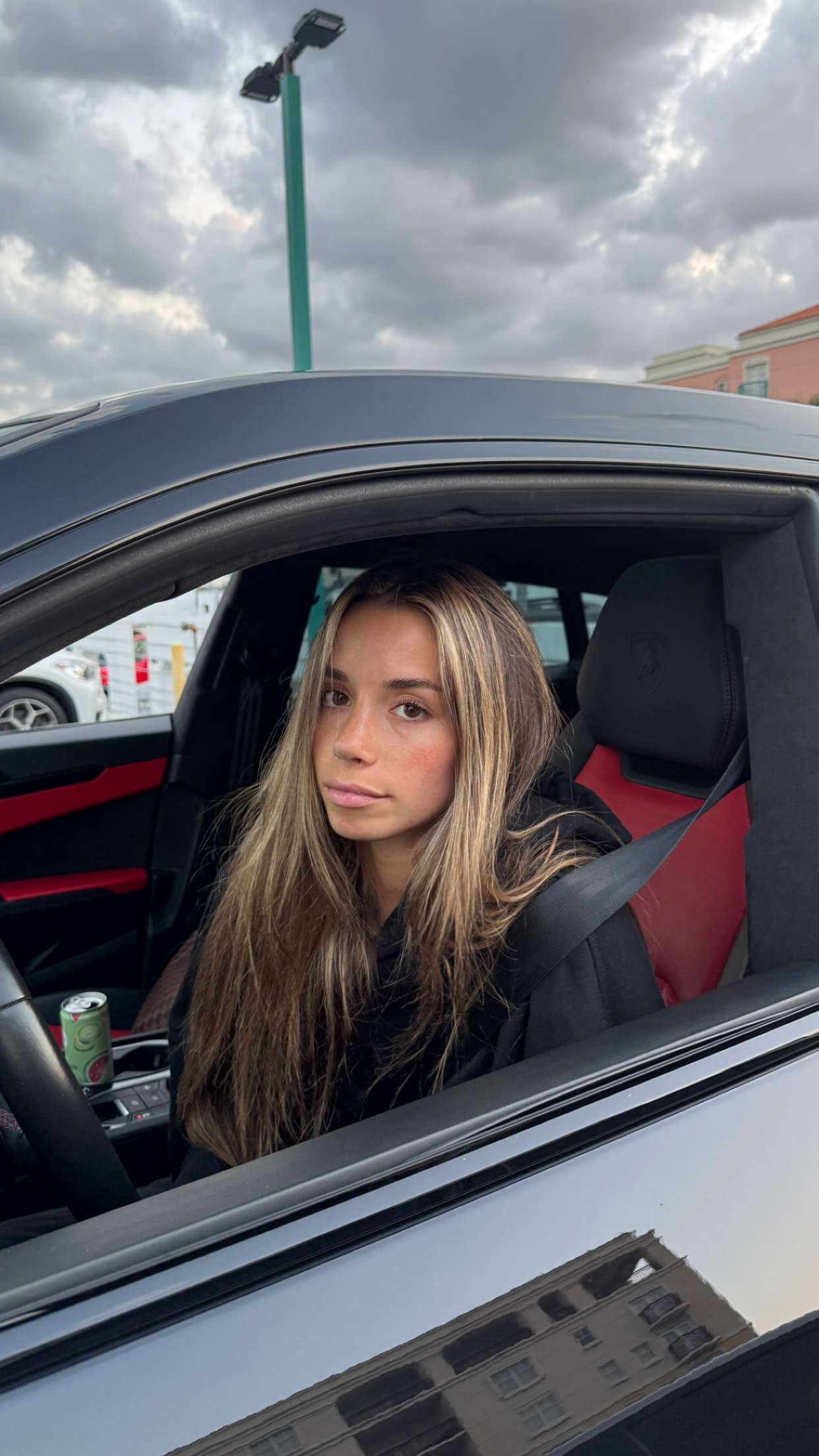 sadie.mckenna snapchat image archive image