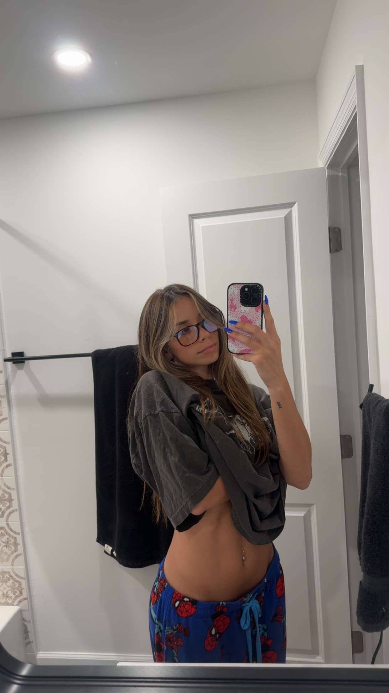 sadie.mckenna snapchat image archive image