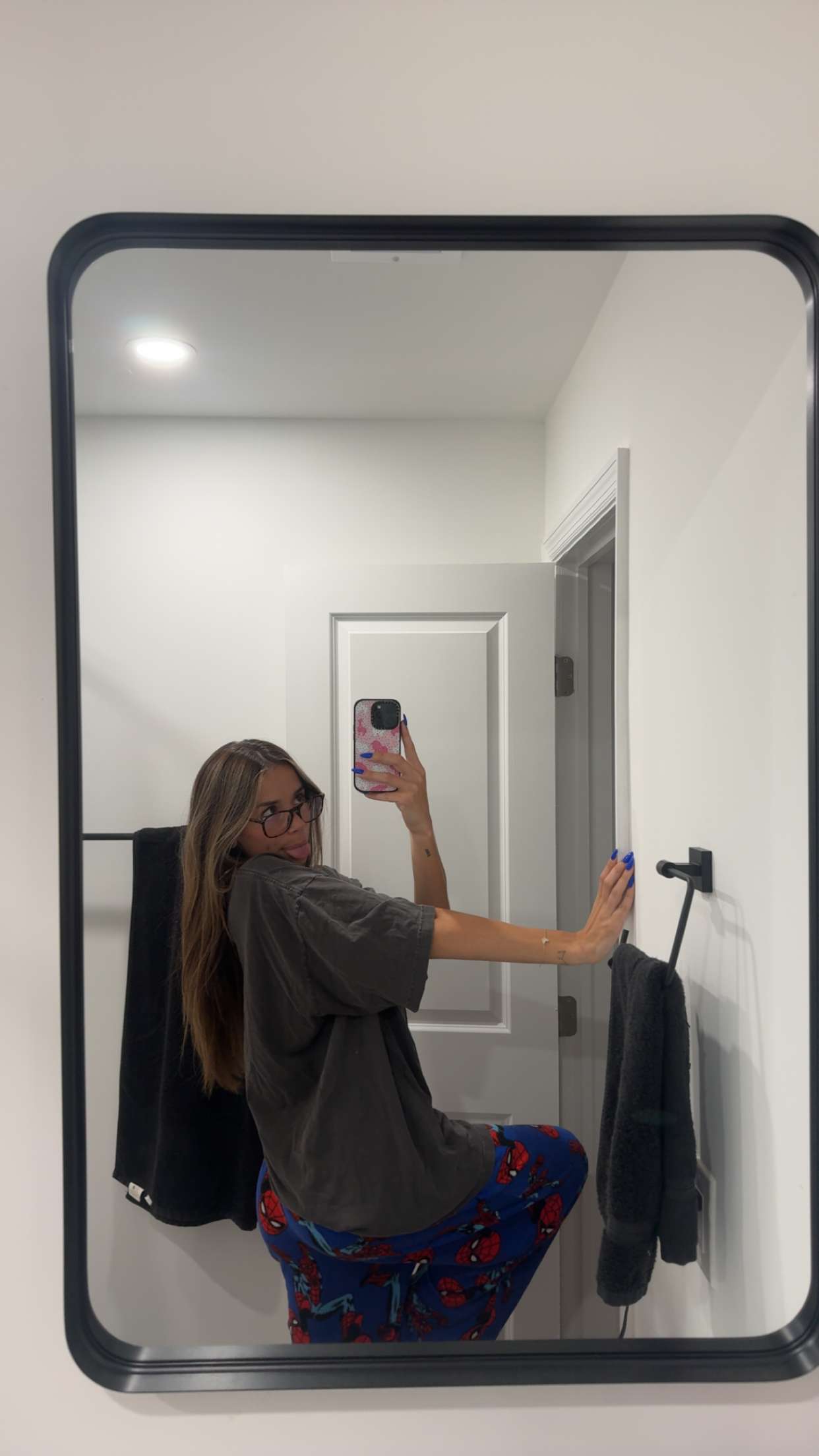 sadie.mckenna snapchat image archive image