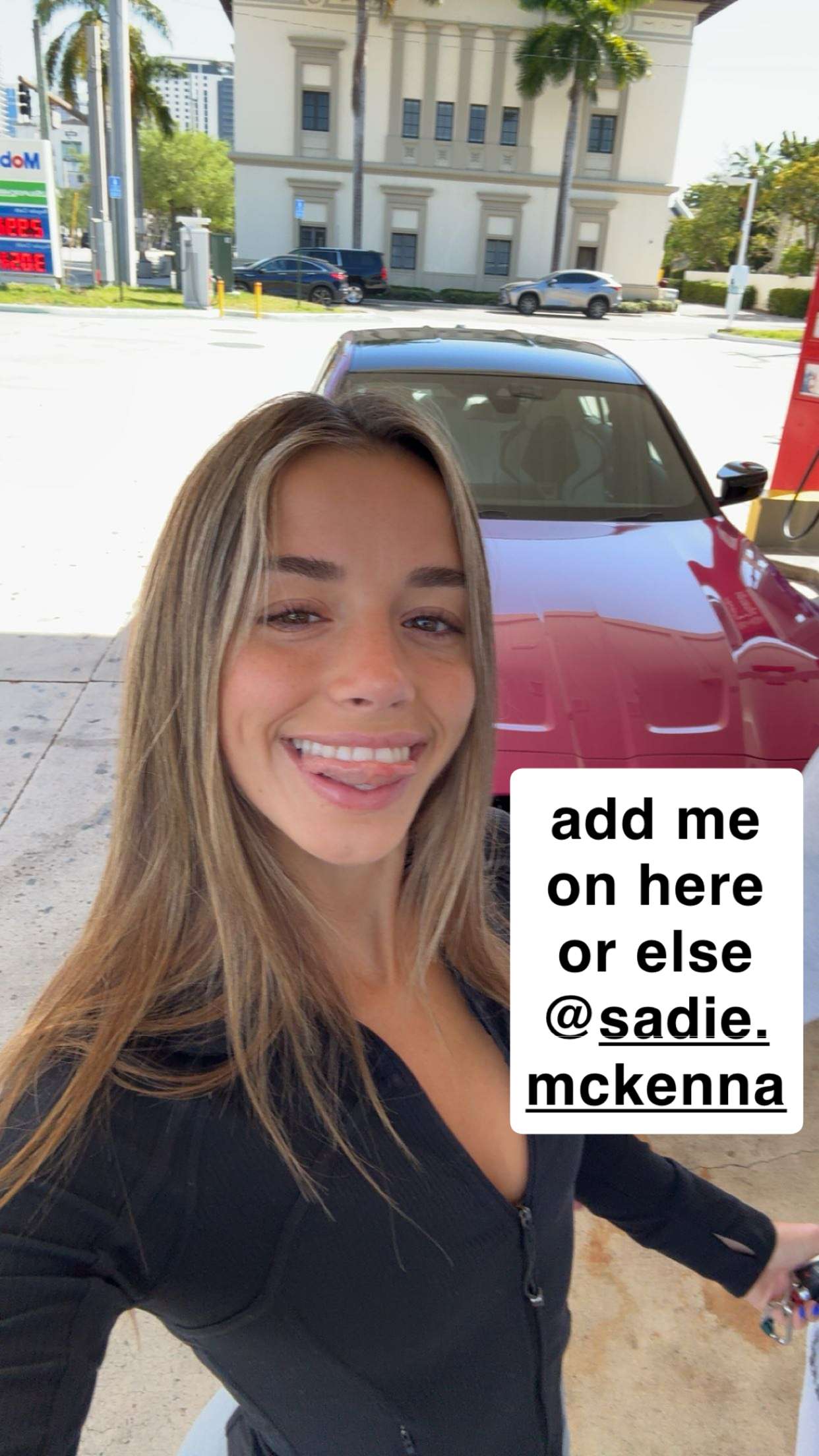 sadie.mckenna snapchat image archive image