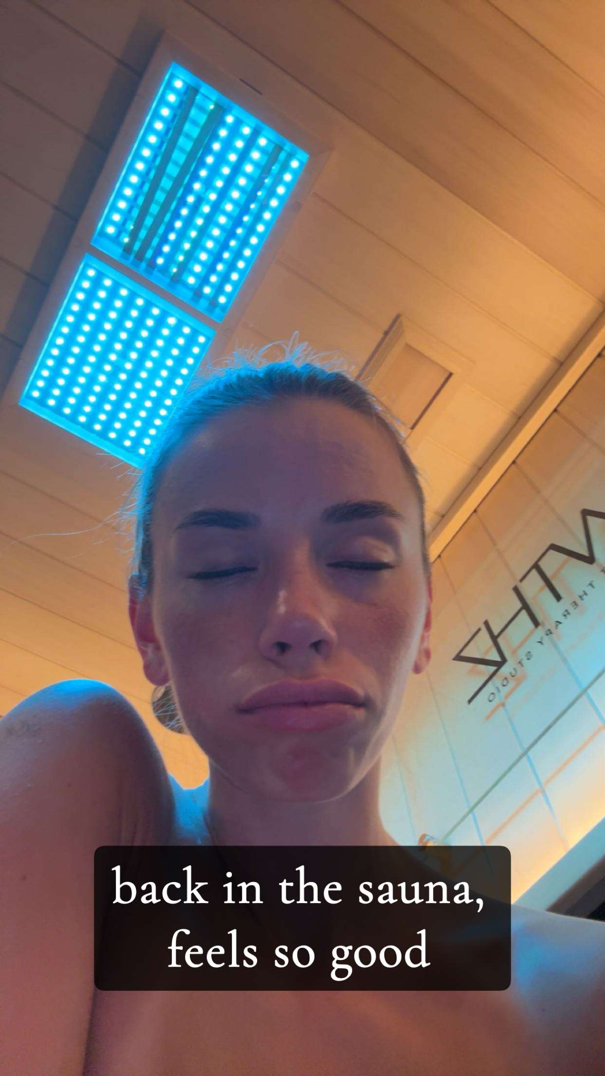 sadie.mckenna snapchat image archive image