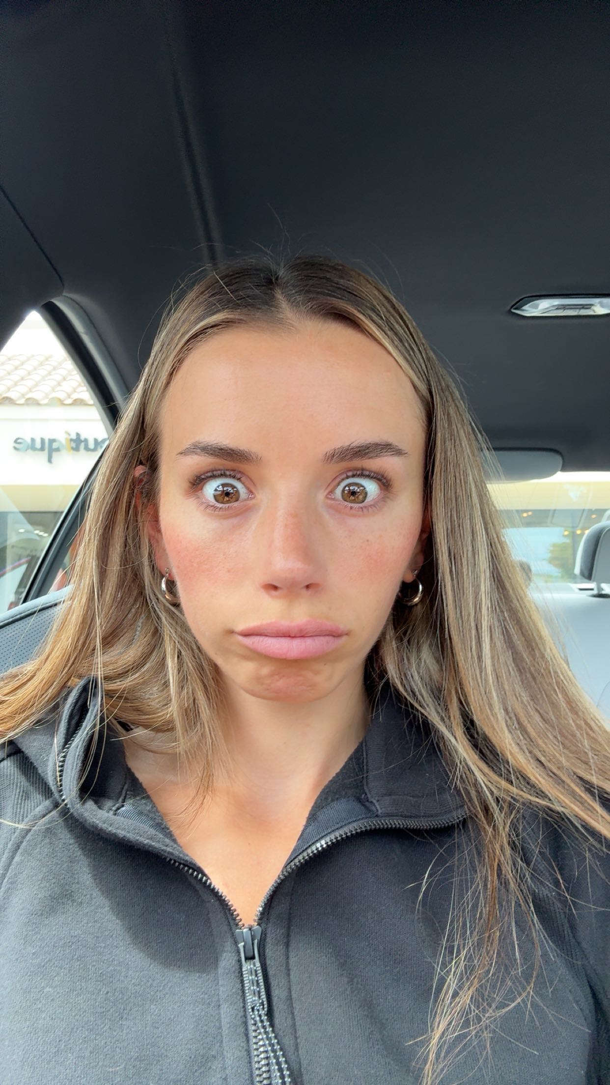 sadie.mckenna snapchat image archive image