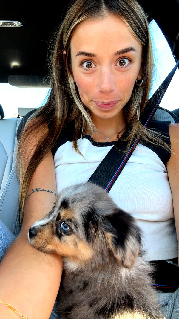 sadie.mckenna snapchat image archive image