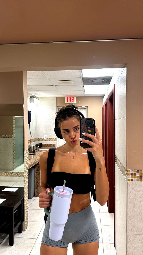 sadie.mckenna image ~ Altpins