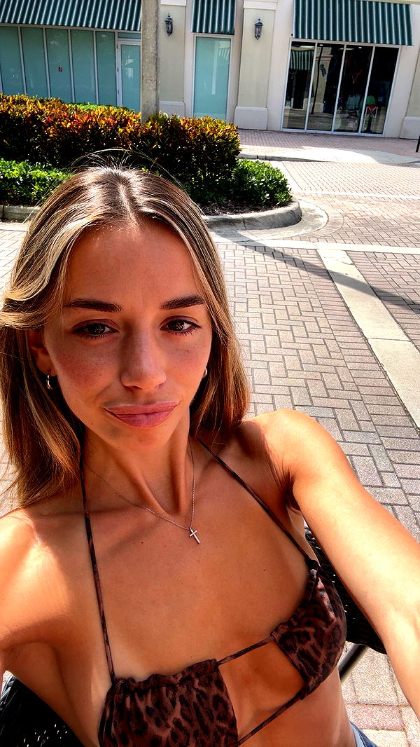 sadie.mckenna image ~ Altpins