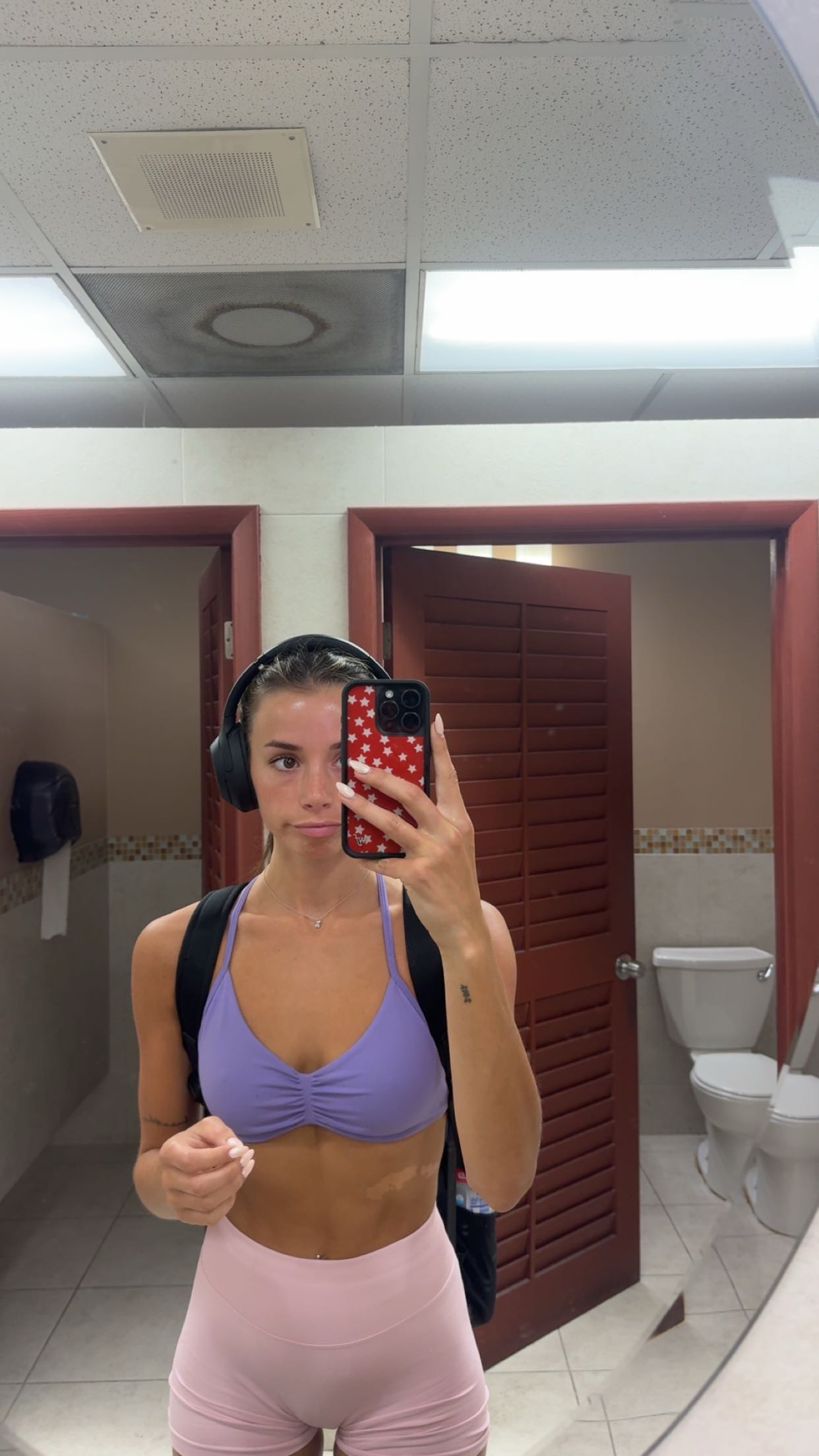 sadie.mckenna snapchat image archive image