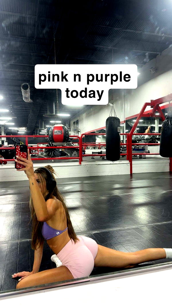 sadie.mckenna snapchat image archive image