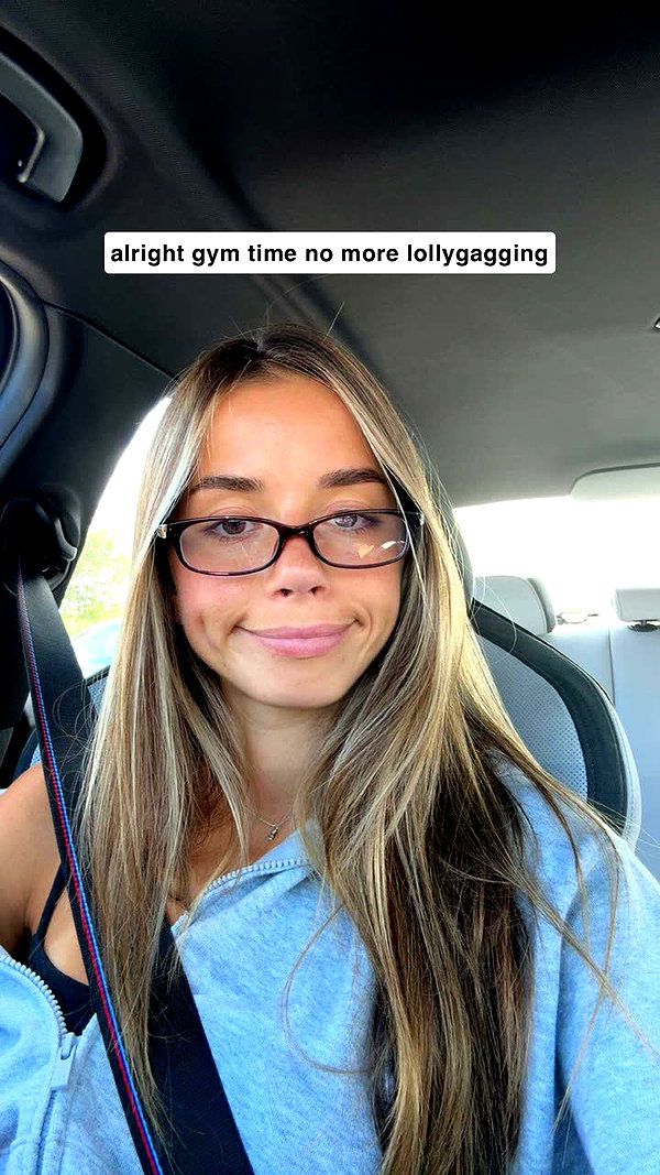 sadie.mckenna snapchat image archive image