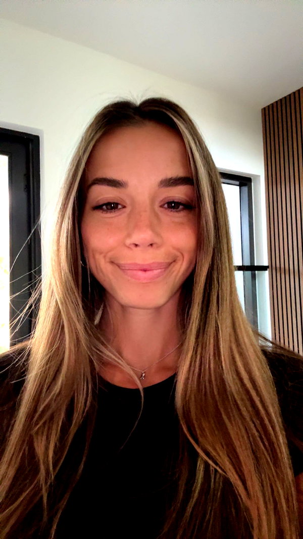 sadie.mckenna snapchat image archive image