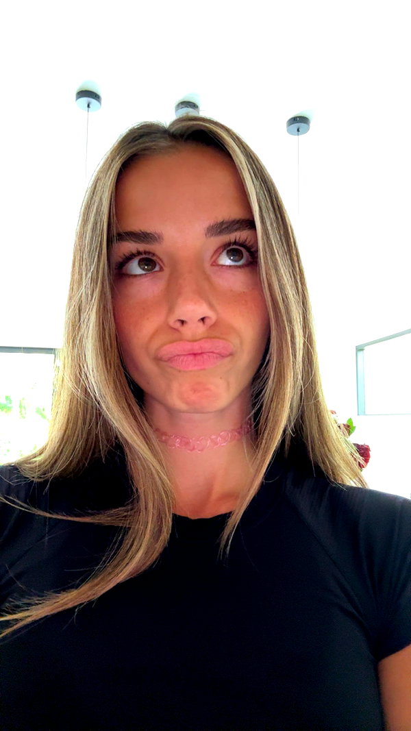 sadie.mckenna snapchat image archive image