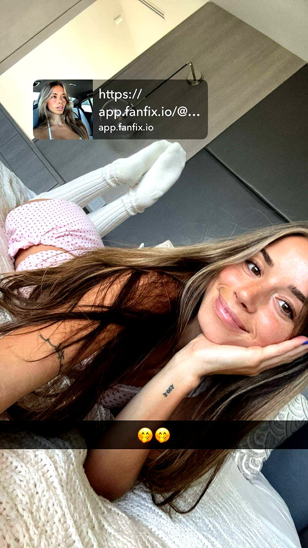 sadie.mckenna snapchat image archive image